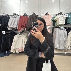 Meet your Posher marie